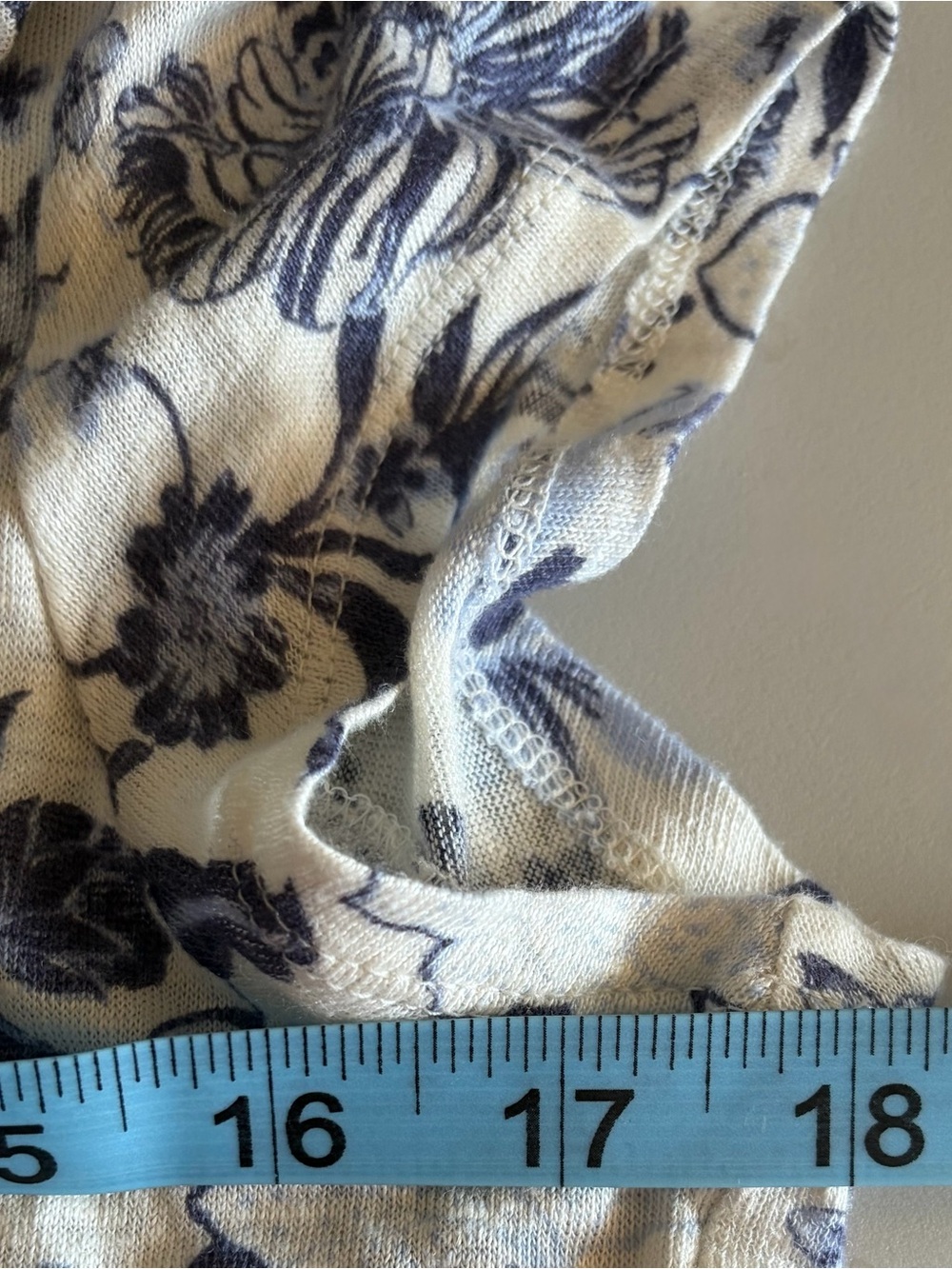 Rachel Zoe 100% Linen Floral Top Women’s L Blue Ivory Cowl Neck Blouse - Picture 11 of 12